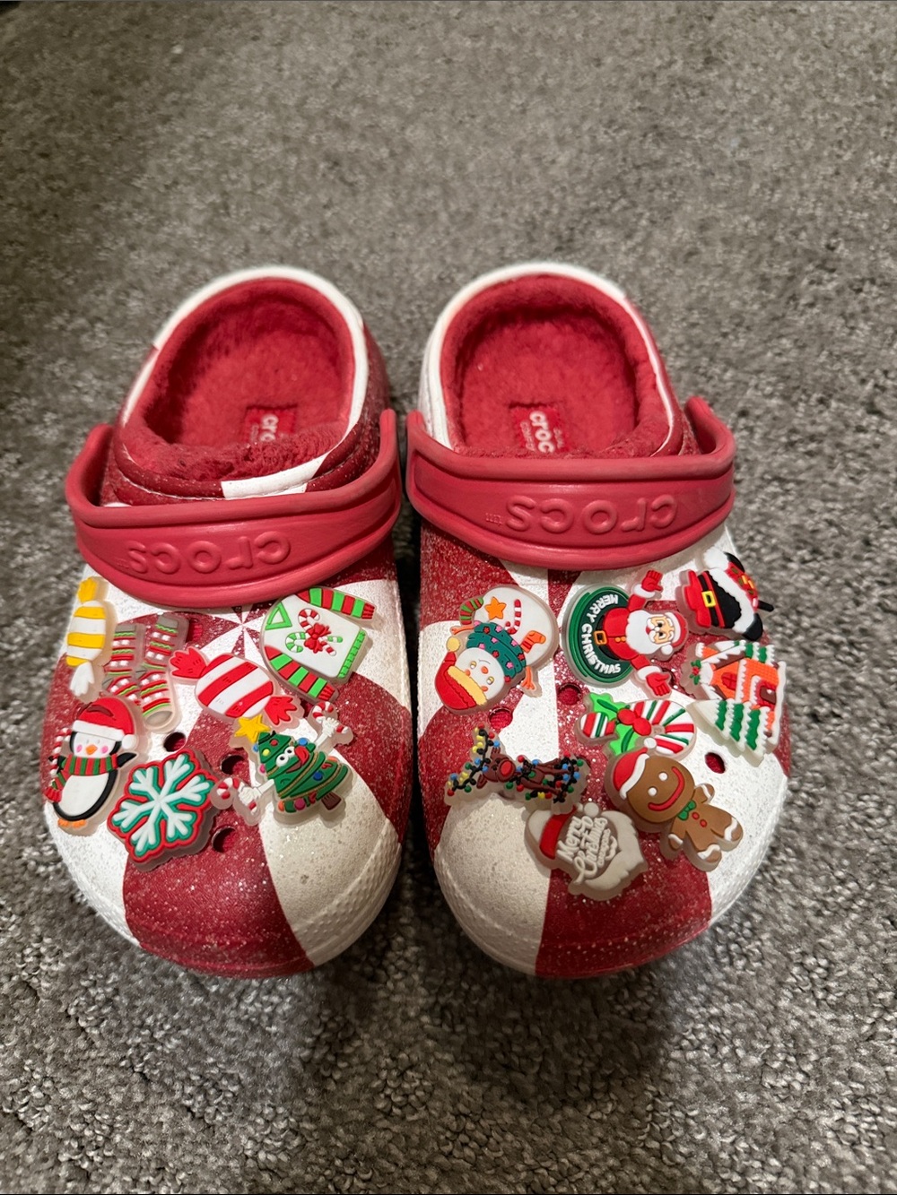 CROCS Kids' Red & White Glitter Holiday Clogs with Festive Charms